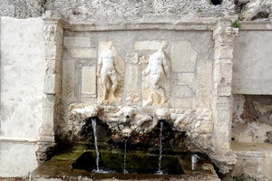 στη  Μονή Βροντησίου