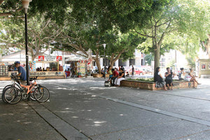 στην πλατεία Δασκαλογιάννη