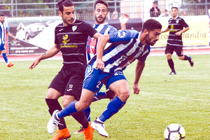 Ο Προβιδάκης σε φάση από το χθεσινό ματς στα Σπάτα