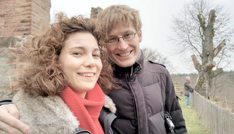 Την περίοδο αυτή η Μαρία Χρηστάκη και ο σύζυγός της Βάλεντιν Βούστχολτς ζουν στο Κάιζερσλάουτερν