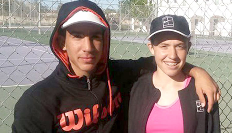  O Boλτυράκης με την Κωστάκη