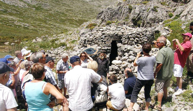 Ξενάγηση στα μιτάτα 