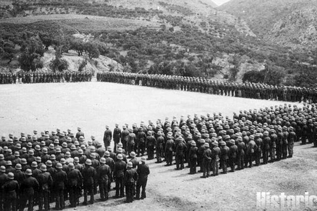 ΦΩΤΟ ΗΜΕΡΑΣ: Οι Γερμανοί στη Νεάπολη