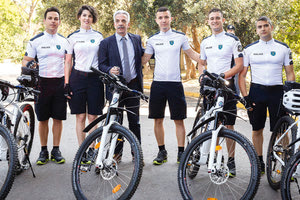 καμπάνια του αστυνομικού-ποδηλάτη