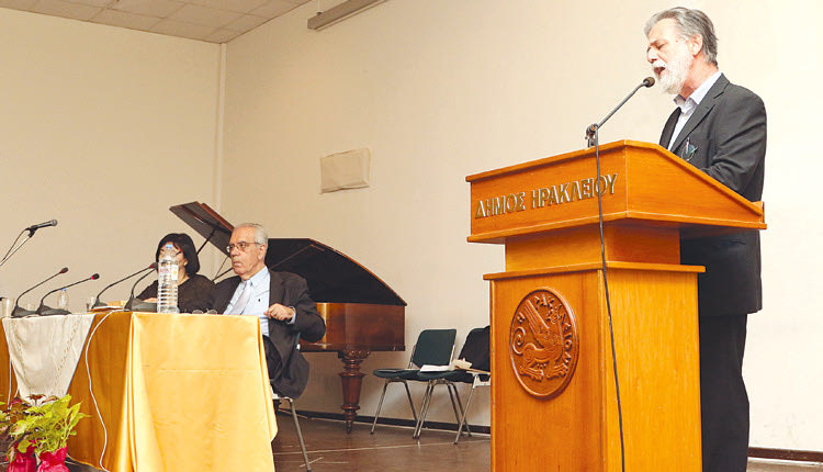 η Διεθνής Εταιρεία Φίλων Ν. Καζαντζάκη, γιόρτασε τα 30 χρόνια από την ίδρυσή της σε μια λιτή εκδήλωση χθες το βράδυ, στην κατάμεστη αίθουσα Ανδρόγεω.