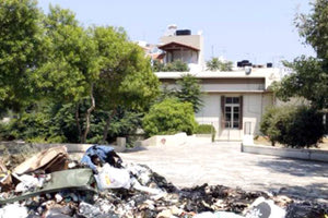 Την άμεση κατεδάφιση του παλαιού κτηρίου του Υγειονομικού ζητούν οι κάτοικοι και οι επαγγελματίες στην περιοχή του Λάκκου