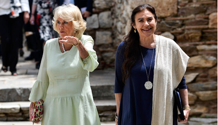 Η δούκισσα της Κορνουάλης με τη Λυδία Κονιόρδου