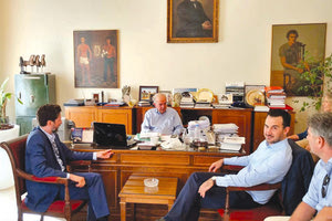 Συνάντηση με τον κ. Χαρίτση θα έχουν στελέχη από τον Δήμο Ηρακλείου.