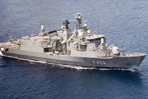 Πολεμικό Ναυτικό - η φρεγάτα ΨΑΡΑ