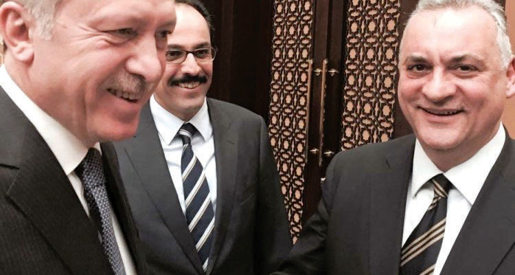 στην Τουρκία με τη θεσμική ιδιότητά του ο Μανόλης Κεφαλογιάννης ως πρόεδρος της Μικτής Κοινοβουλευτικής Επιτροπής ΕΕ-  Τουρκίας και θα δει από κοντά τους Έλληνες αξιωματικούς