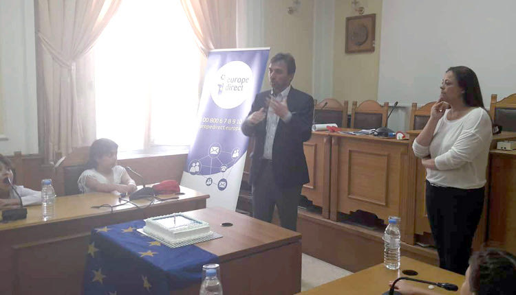Επίσκεψη στην Περιφέρεια Κρήτης πραγματοποίησαν οι μαθητές της Δ’ τάξης του 16ου Δημοτικού Σχολείου Ηρακλείου