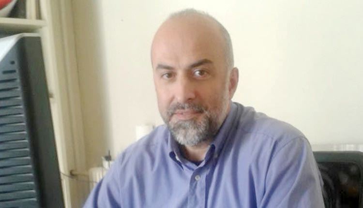 ο εμπορικός διευθυντής στο ραδιόφωνο του ΣΥΡΙΖΑ "Στο Κόκκινο" ανέλαβε και προϊστάμενος της Εμπορικής Διεύθυνσης της ΕΡΤ