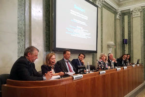 η αντιπεριφερειάρχης Κρήτης Θεανώ Βρέντζου Σκορδαλάκη, μιλώντας στο 2ο Παγκόσμιο Forum Origo που πραγματοποιήθηκε στην Πάρμα της Ιταλίας