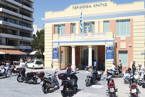 Διαμαρτυρία για την αποχή των υπαλλήλων του Μηχανολικού πραγματοποίησαν οι εκπαιδευτές οδηγών.