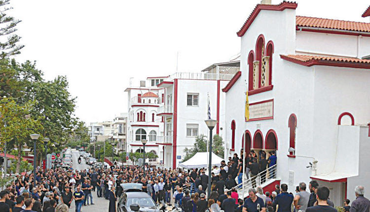 Η κηδεία του 35χρονου επιχειρηματία Μανώλη Τσεπίση