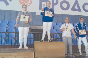 Από τους σχολικούς ξιφασκίας