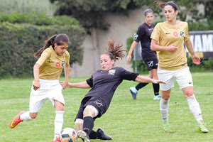 Στιγμιότυπο από το παιχνίδι του ΟΦΗ με τον Φείδων Άργους στις γυναίκες