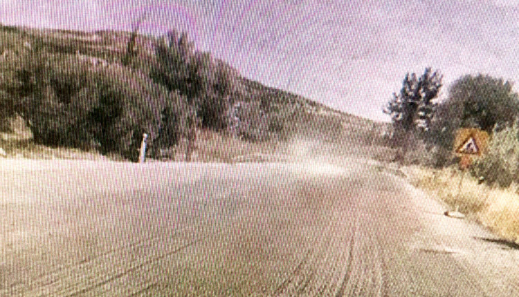 Έντονη αντίδραση μαθαίνω πως υπάρχει στη Μεσσαρά αναφορικά με τον δρόμο που οδηγεί στο Μουσείο. 