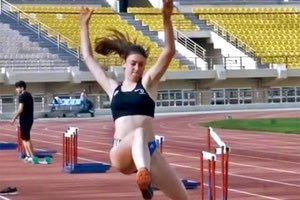 η Ζωή Μπαλαμούτη