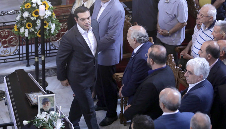 Χάρρυ Κλύνν: Στην κηδεία παρέστη και ο πρωθυπουργός