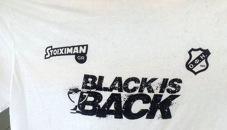Πάνω από 3.000 μπλουζάκια (δεξιά φωτο) με το σύνθημα “Black is Back!”  μοιράστηκαν στους φιλάθλους του ΟΦΗ
