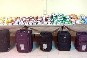 Μυρωδάτο καπνό έκρυβαν οι βαλίτσες