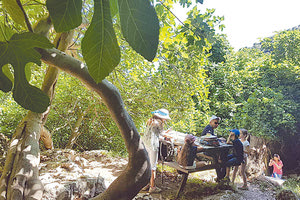 στην είσοδο του φαραγγιού των Μύλων.