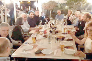 ο δήμαρχος Βασίλης Λαμπρινός