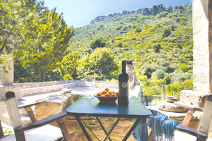 Άλμα στον τζίρο καταλυμάτων και εστίασης