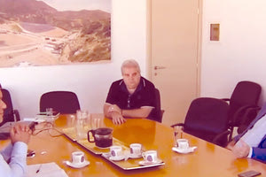 Συνάντηση με τον  διευθυντή ε.τ. της Ευρωπαϊκής Επιτροπής κ. Γιώργο Κρεμλή, υπεύθυνο για Θέματα Νησιωτικότητας και Κυκλικής οικονομίας, είχε χθες ο πρόεδρος του Ενιαίου Συνδέσμου Διαχείρισης Απορριμμάτων Κρήτης Χάρης Μαμουλάκης.