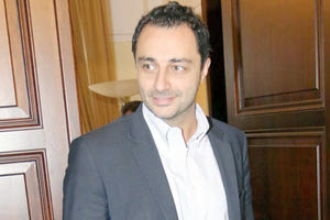 Ο Μάξιμος Σενετάκης