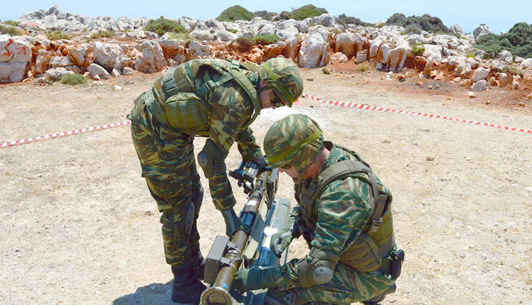 Προσωπικό με  ιδικότητα χειριστή   “Stinger” συμμετείχε στη βολή