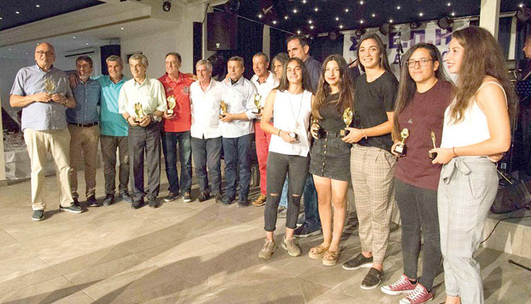 Από τις βραβεύσεις που έγιναν στο χορό του ΣΑΕΠΗ