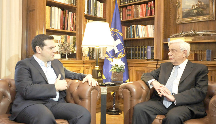  ο πρωθυπουργός Αλέξης Τσίπρας μετέβη στο  προεδρικό μέγαρο για να ενημερώσει τον Πρόεδρο της Δημοκρατίας για τη συμφωνία με τα Σκόπια.