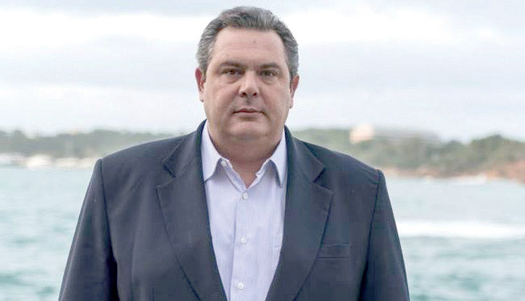 Δεν ψηφίζει συμφωνία με τον όρο «Μακεδονία» αλλά ούτε και παραιτείται από την κυβέρνηση  ο Πάνος Καμμένος