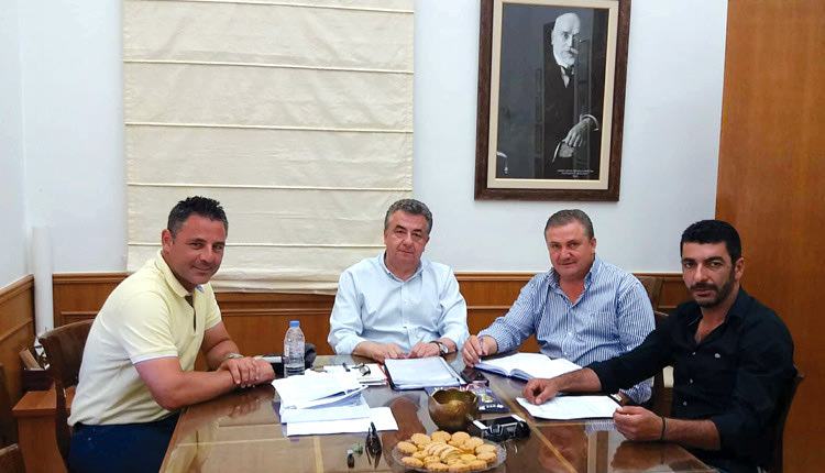 Συνάντηση με τον περιφερειάρχη Στ. Αρναουτάκη είχαν χθες στελέχη του Δήμου Μαλεβιζίου