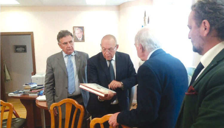  ο δήμαρχος κ. Β. Λαμπρινός στο  Νίζνι Νόβγκοροντ  με τον Μητροπολίτη της  Ρωσικής Εκκλησίας και τον πρύτανη του Πανεπιστημίου «Lobachevsky»