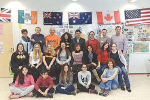 Το Δημοτικό Σχολείο Ανάληψης Χερσονήσου συμμετείχε σε πλήθος εκπαιδευτικών προγραμμάτων.