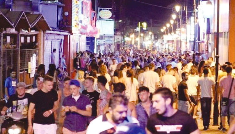 Παραμένουν... δημοφιλής προορισμός τα Μάλια