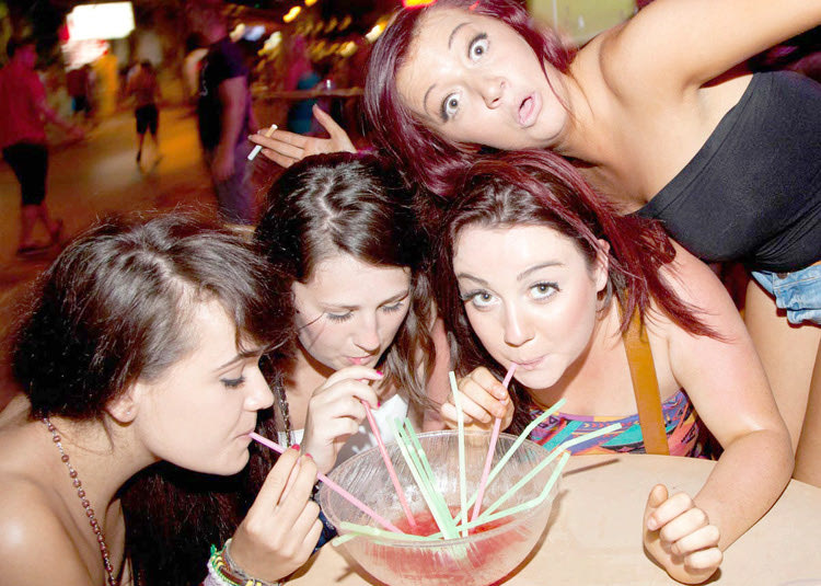 ο νεανικός τουρισμός στα Μάλια