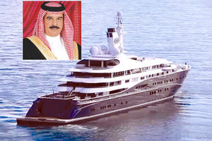 Στο Λασίθι ο βασιλιάς του Μπαχρέιν με εντυπωσιακή θαλαμηγό