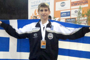 ΤΑΕ KWON DO ΧΕΡΣΟΝΗΣΟΥ: Στο Παγκόσμιο o Γραμματικάκης