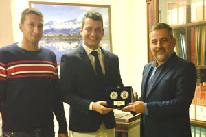 Με τον δήμαρχο Οροπεδίου Λασιθίου Ι. Στεφανάκη συναντήθηκαν τα μέλη της Ένωσης Αστυνομικών Υπαλλήλων νομού Λασιθίου.