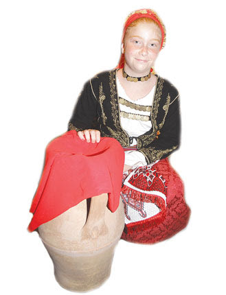 το έθιμο του Κλήδονα