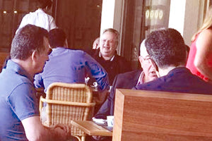 Στη Διάσκεψη για την Ασφάλεια και τη Σταθερότητα στη Νοτιοανατολική Μεσόγειο, στη Ρόδο, βρέθηκε, όπως ήταν φυσικό, και ο υπουργός Εξωτερικών Νίκος Κοτζιάς