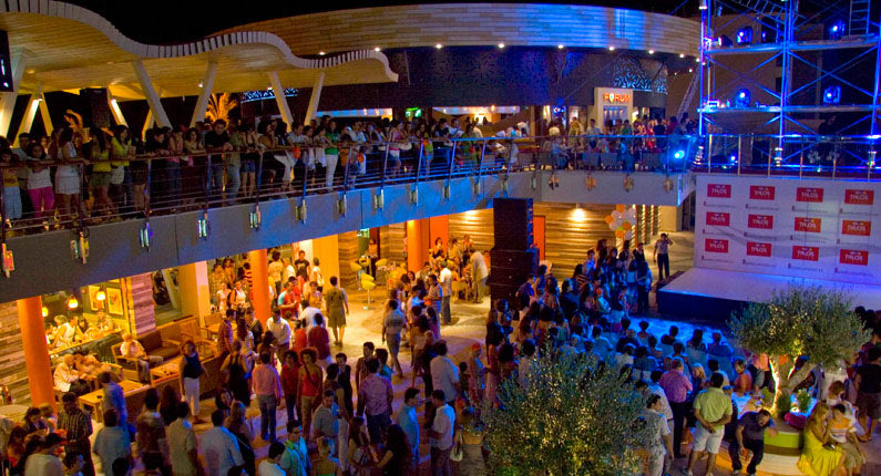 Από τα εγκαίνια του Τalos Plaza στις 11 Ιουλίου 2007