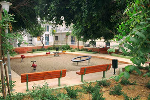 παιδικές χαρές