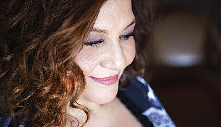 Γιώτα Νέγκα