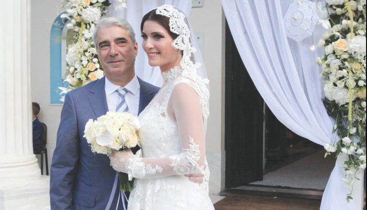  ο πρώην κυβερνητικός εκπρόσωπος Σίμος Κεδίκογλου, παντρεύτηκε την αγαπημένη του Ελισάβετ Κατσαμάκη