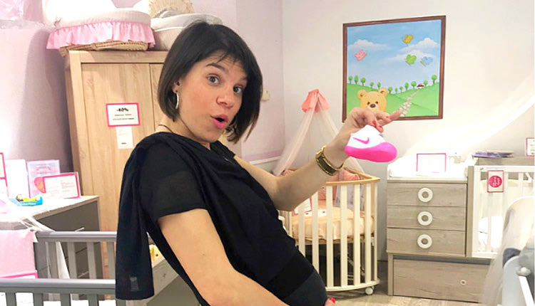 Η Μόνικα έγινε μαμά 